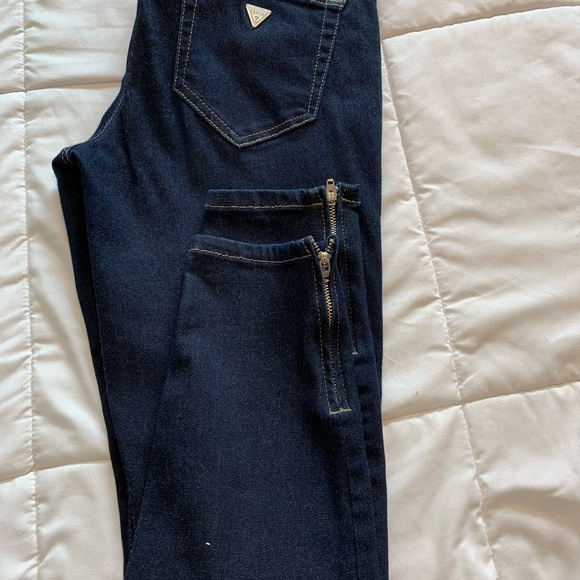 Jeans - Picture 2 of 7